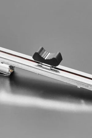 Adafruit Potenziometro a slitta con plastica conduttiva Nubbin Ultima Occasione