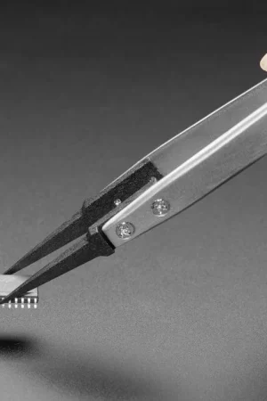 Adafruit Pinzette a Punta Fine in Plastica ESD Offerta Lampo