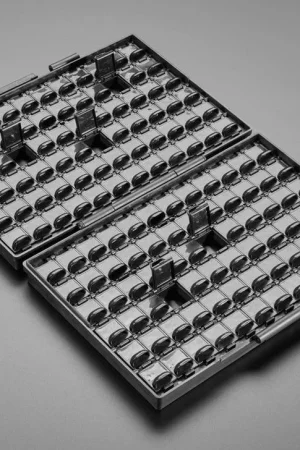 Adafruit AideTek Box-All 144 scomparti per l'archiviazione dei componenti SMD ESD-Safe Compra Online