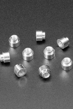 Adafruit Dadi distanziatori saldabili / SMT - M3 x 3 mm - confezione da 10 Di Tendenza